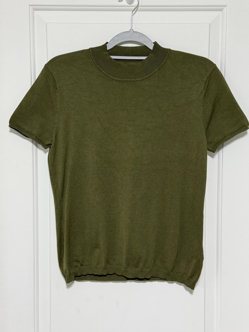 Philosophy Olive Green Short Sleeve Knit Top